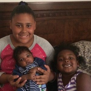 Meet your Posher, Robin